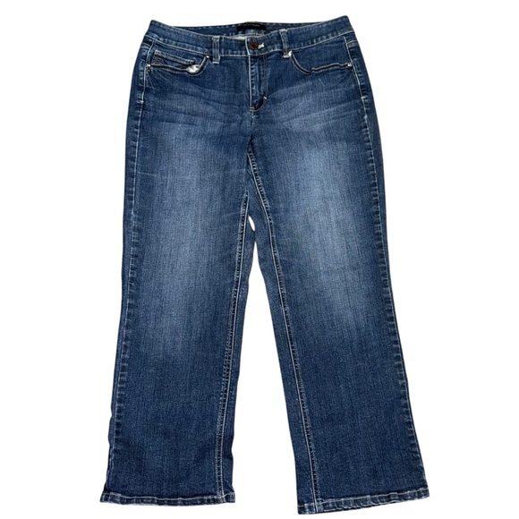 White House Black Market Contour Crop Bootcut Jeans Size 12 Medium Wash - Picture 2 of 8